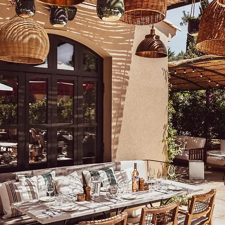 Lou Pinet Hotel