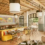 Hotel Lou Pinet