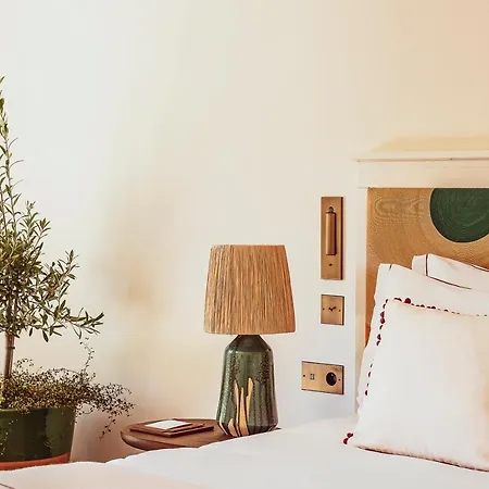 Lou Pinet Hotel