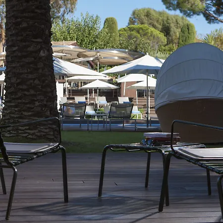 Ξενοδοχείο Lou Pinet 5*